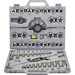 TOOLCRAFT TO-7199877 KIT Maschi E Filiere 45 Parti HSS Metrica M6, M8, M10, M12, M14, M16, M18, M20, M22, M24 8 TOOLCRAFT TO-7199877 KIT Maschi E Filiere 45 Parti HSS Metrica M6, M8, M10, M12, M14, M16, M18, M20, M22, M24 -Negozio al dettaglio Ks Tools || No name || Beta 65606438 4