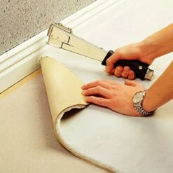 Rapid Pro R54 Graffettatrice A Martello In Acciaio Per Fissare Moquette, Tappetini In Gomma Piuma E Feltro Al Legno, Contiene Fino A 177 Graffette Piatte N. 140 Da 6-12 Mm, Confezionata In Blister -Negozio al dettaglio Ks Tools || No name || Beta 70800965 4